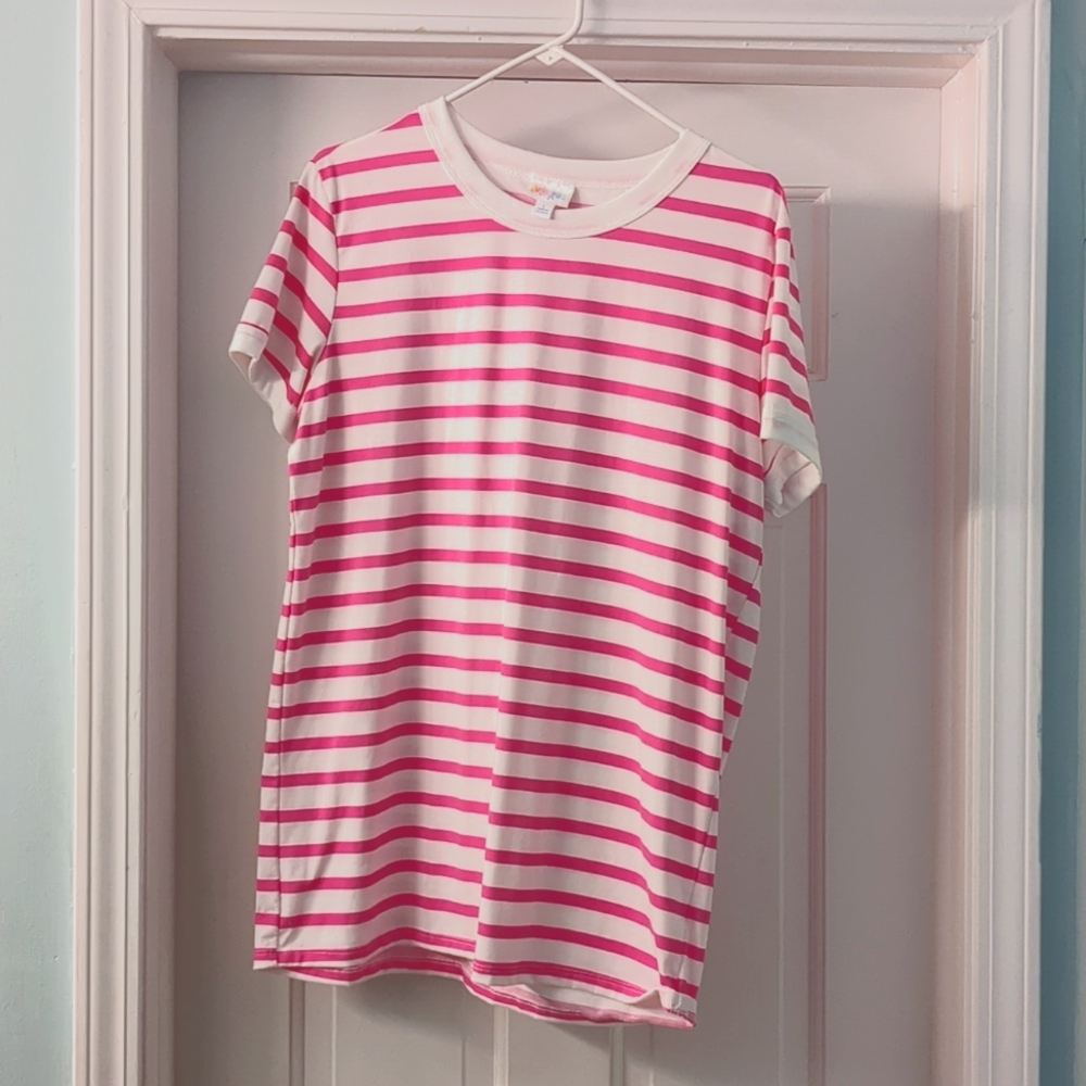 Lularoe Breast Cancer Devon Tshirt
